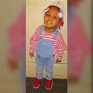 Meet your Posher, Lateya